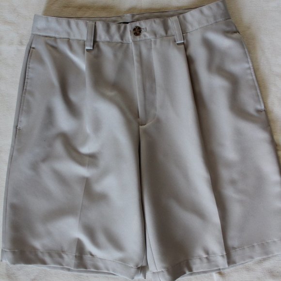 Van Heusen Beige Shorts ~30~ - Picture 6 of 10